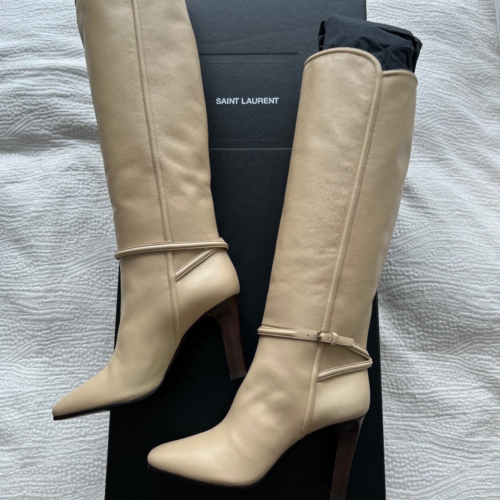 Saint Laurent Vitellino Lux Leather Boots
